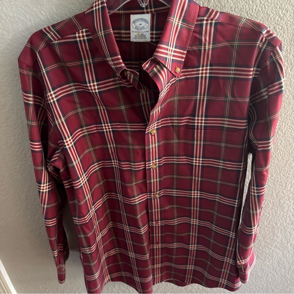 Brooks Brothers Men’s Dress Shirt - Medium Regular Fit  Non-Iron  Red Plaid